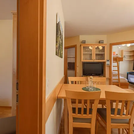 Lägenhetshotell Alpine 4*