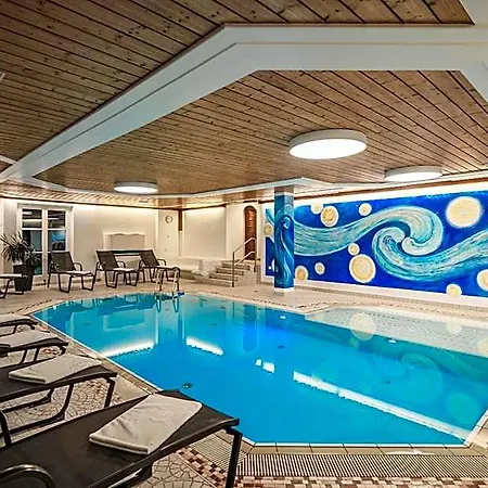 Alpine Aparthotel 4*