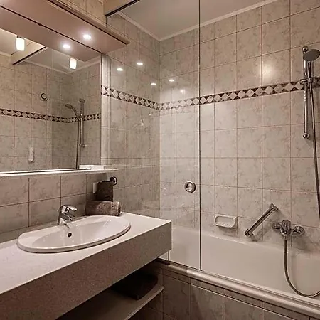 Aparthotel Alpine 4*
